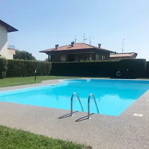 Villa The Sweet Rose With Pool, Manerba del Garda